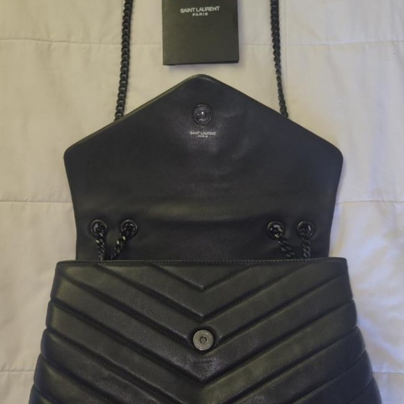 Ye Saint Laurent (medium) Lou Lou Bag - Picture 3 of 6